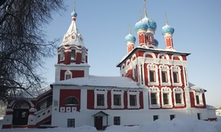 bâtiment ancien neige russie